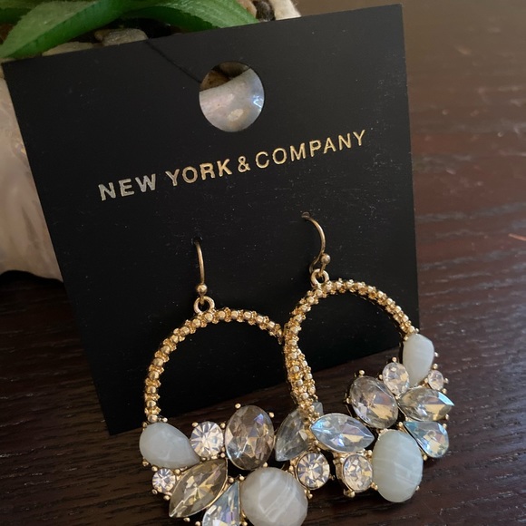New York & Company Earrings - Picture 5 of 5